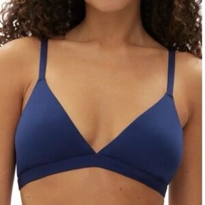 GAP BODY navy super stretch pull on triangle Wirefree bralette size XL NWT